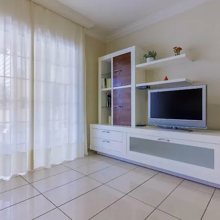 Apartamento Terrazas Del Duque Ii 2a003